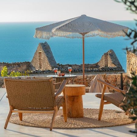 Summer Breeze Villa Tzamarelata Bagian luar foto