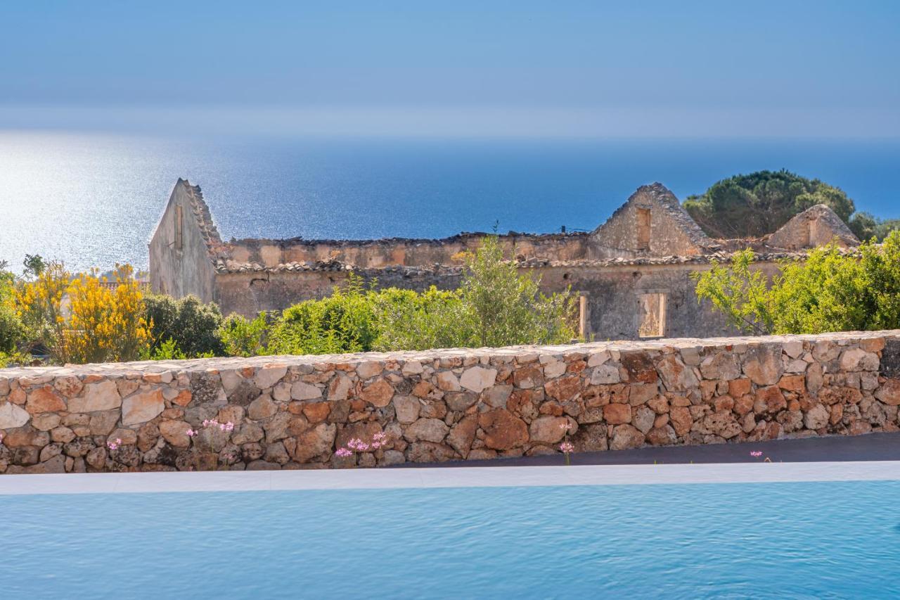 Summer Breeze Villa Tzamarelata Bagian luar foto
