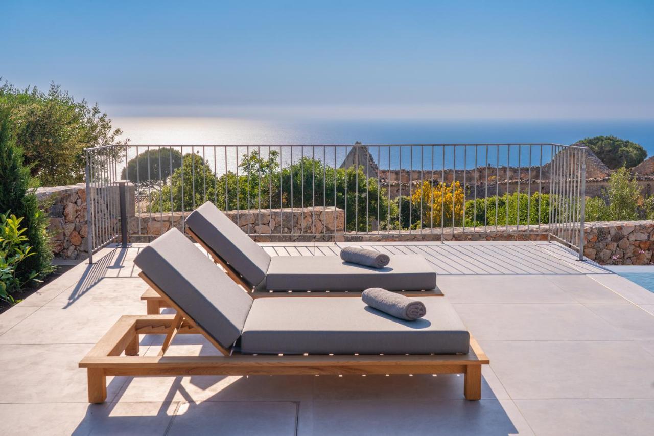 Summer Breeze Villa Tzamarelata Bagian luar foto