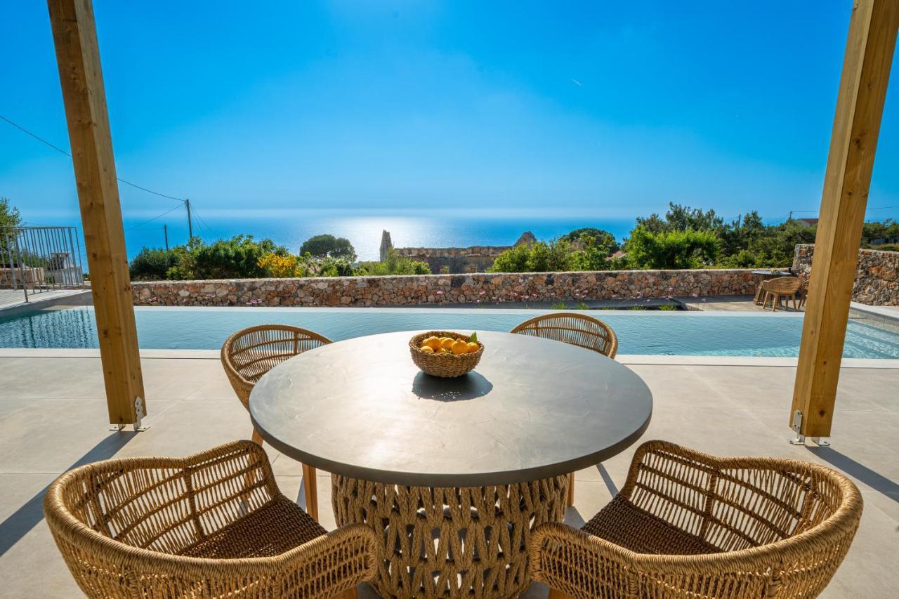 Summer Breeze Villa Tzamarelata Bagian luar foto
