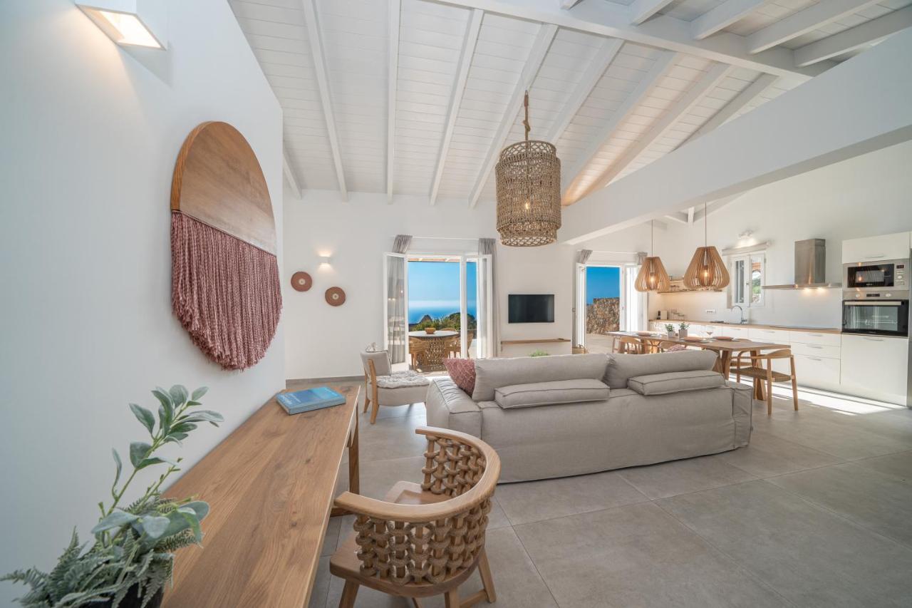 Summer Breeze Villa Tzamarelata Bagian luar foto