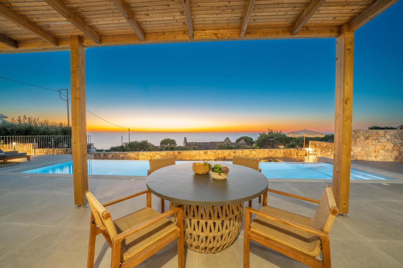 Summer Breeze Villa Tzamarelata Bagian luar foto